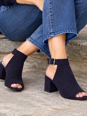 EUC Nine West Navy Blue Suede Peep-Toe Ankle Block Heels, Size 9